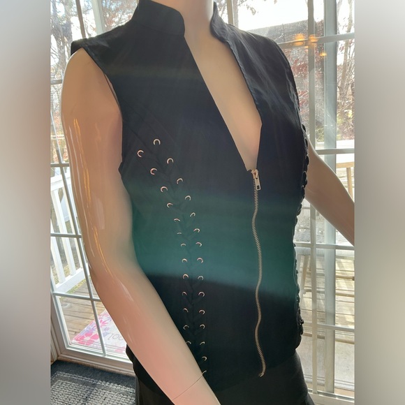 Hearts Rob Lace Up Zip Up Black Vest Criss Cross Open Back Woman’s Large X-Large - Picture 3 of 13